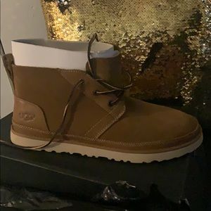 Ugg Neumal boots unlined size 10